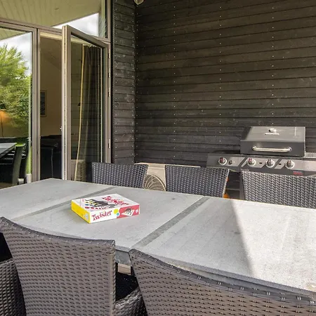 5 Star In Holiday home